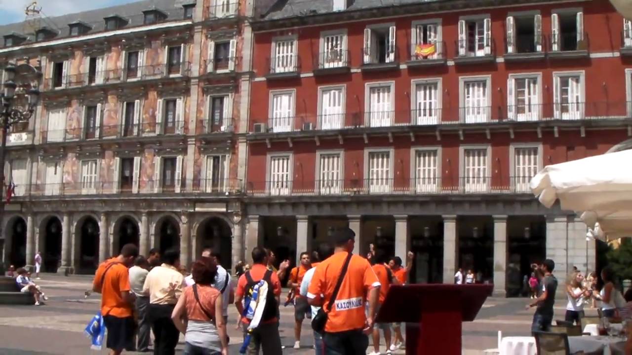 APOEL acordeon in Plaza Mayor, Madrid, Spain