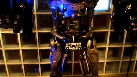 T-800 Endoskeleton Terminator 2 Life-size figure 1/1 Sideshow