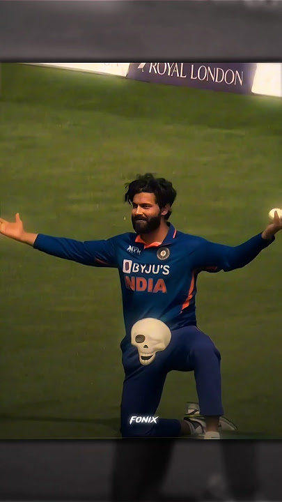 Meanwhile jadeja catch in international 💀👌