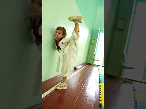 3- ЛЕТНЯЯ ДЕВОЧКА В ТХЭКВОНДО #taekwondo #тхэквондодети #дети