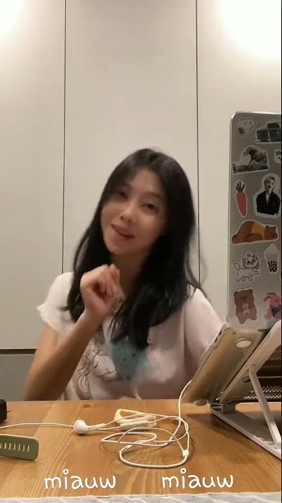 TikTok Cantik No Bra