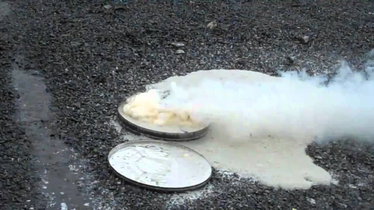 Nitrate 35mm Film Test Fire With Foam Extinguisher Culpeper LoC nitrate-35mm-film-test-fire-with-foam-extinguisher-culpeper-loc