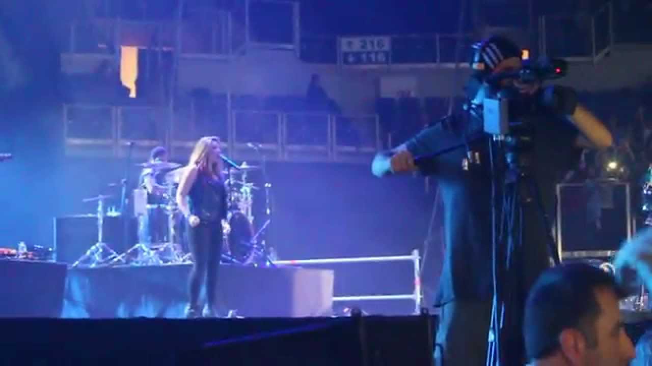 Demi Lovato - Skyscraper ( 16.11.2014 , İstanbul- Demi Lovato World Tour )