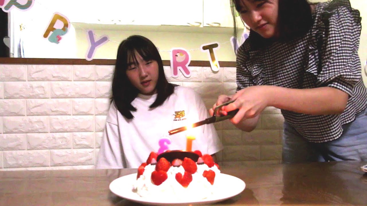 Enakimura 【enakimura】母の手作り誕生日ケーキが最高な稚奈 : キッズ動画速報