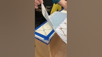 Raised stencilling with Posh Chalk stencils & metallic paste!