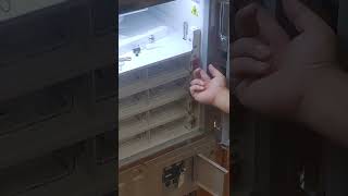BD Pyxis Training: Opening a BD Pyxis refrigerator with keys