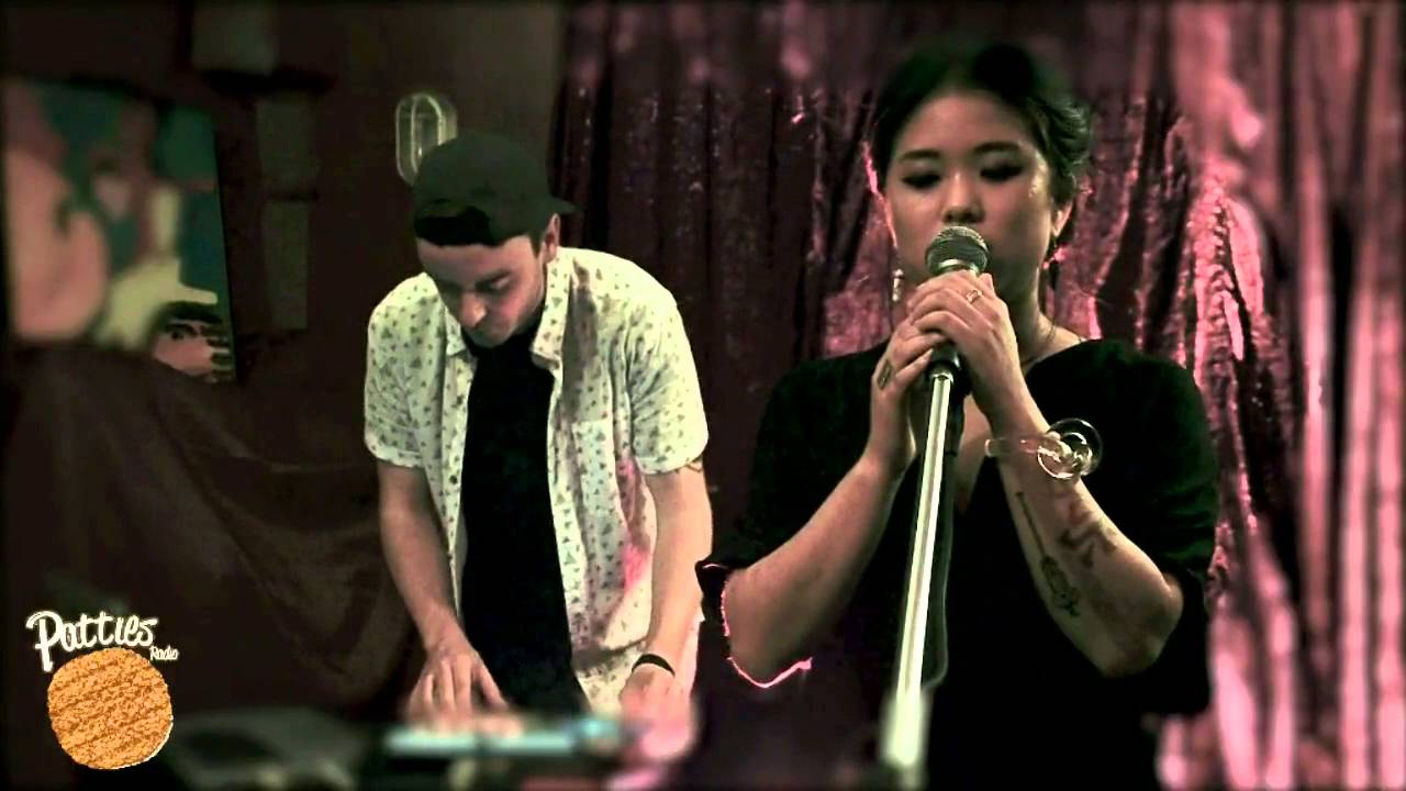 Sleduj MATSU MIXU - FRIED CHICKEN DOSSIER @PattiesRadio na YouTube