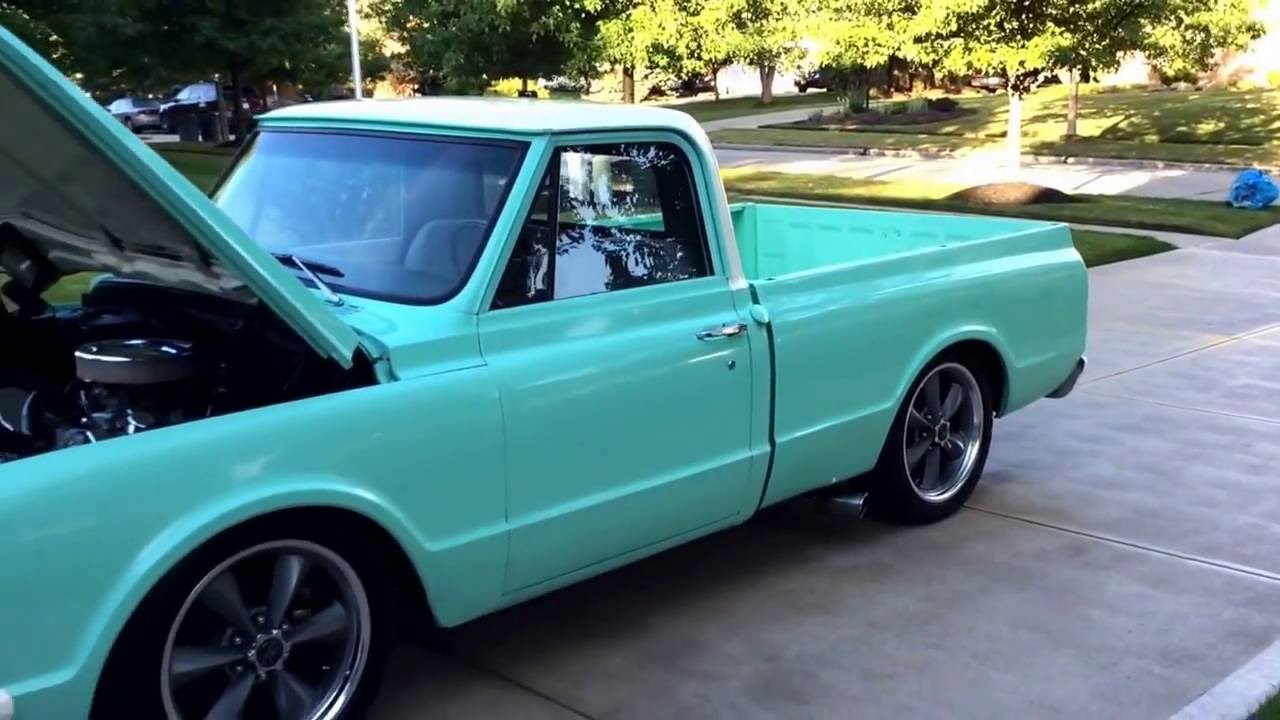 1967 GMC C10 - YouTube