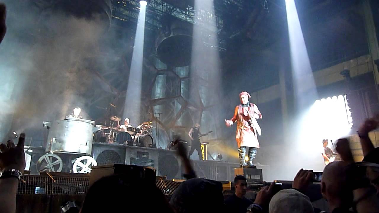 Rammstein - Mein Teil (live in Wolfsburg 2013) - YouTube