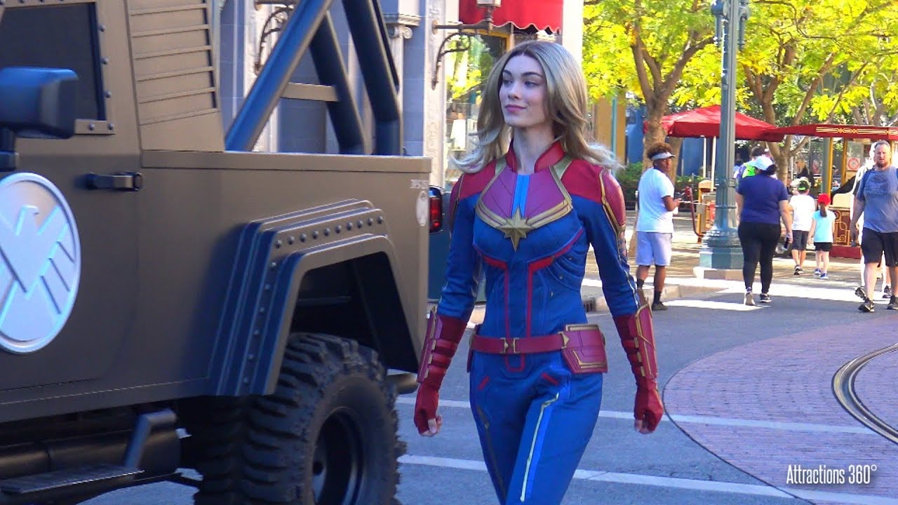 NEW! Captain Marvel Character at Disneyland Resort - YouTube