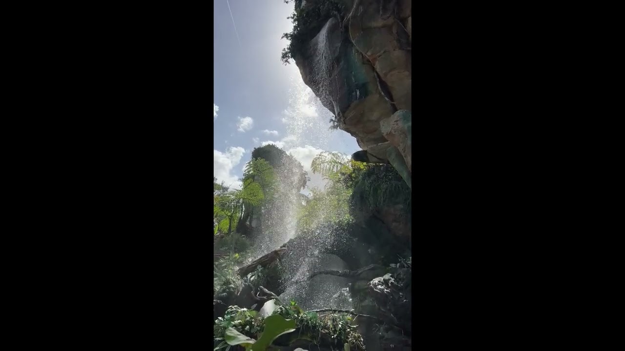 Waterfalls on Pandora with a Rare Sighting of a Valkyrie Shuttlecraft.