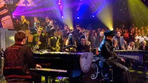 Bobby Womack - Love Is Gonna Lift You Up (Jools' Annual Hootenanny)