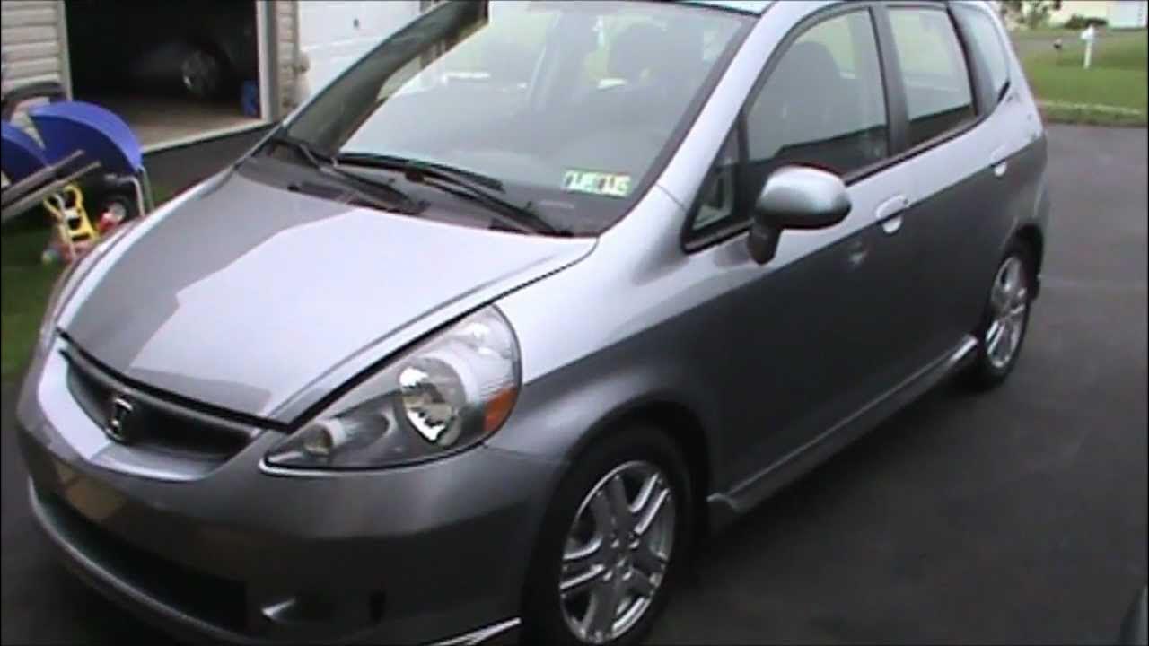 Хонда фит как заменить. Хонда фит 2000. Honda Fit (second Generation). Дефлектор капота Хонда шаттл. Заменить масло на Honda Fit Shuttle.