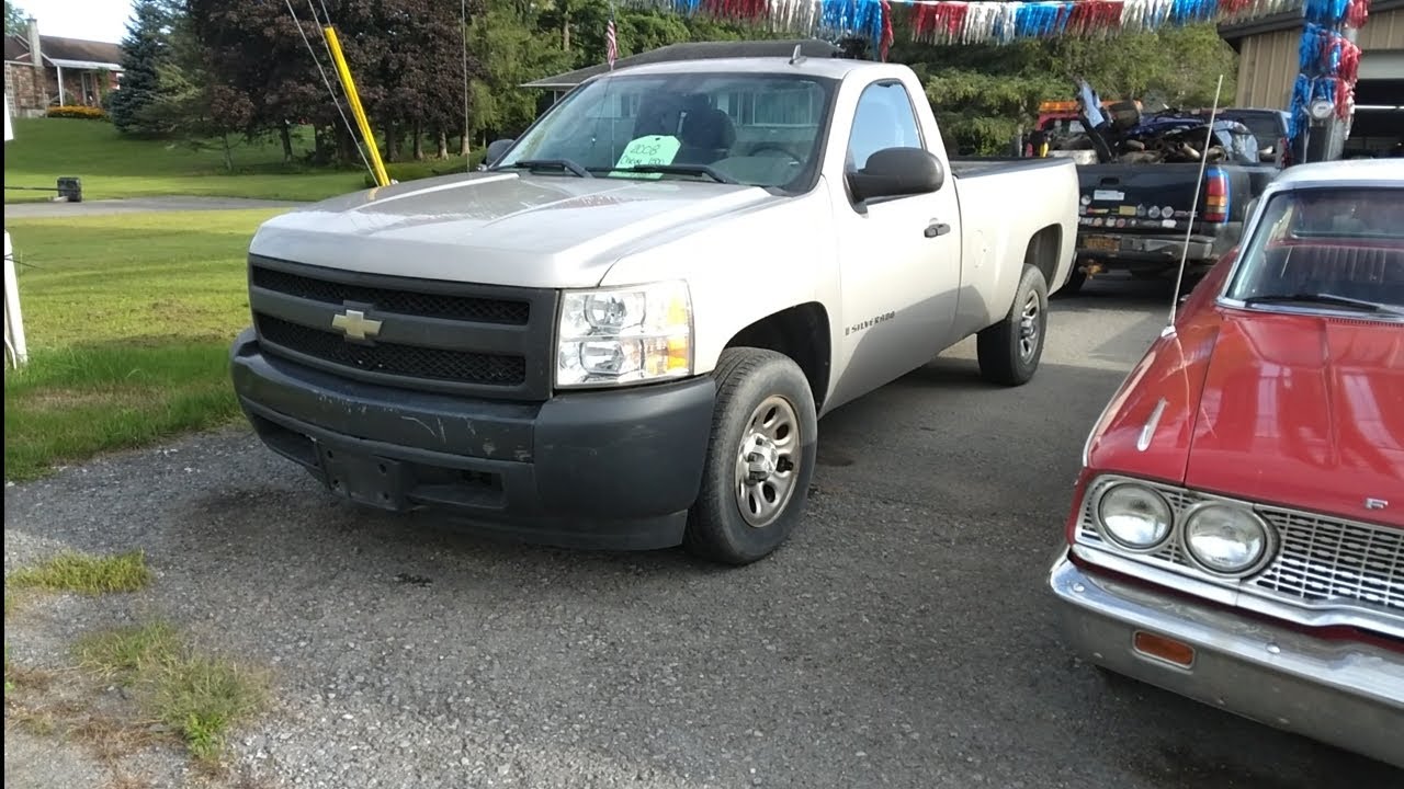 quick startup 2008 Chevrolet Silverado 1500 regular cab - YouTube