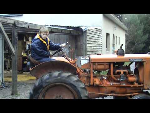 Tracteur Renault R 3046 1 Mpg Youtube