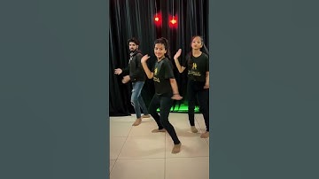 Jhoome Jo Pathan Song | Dance Steps | Learn Dance In 30sec #shorts #ytshorts #trending