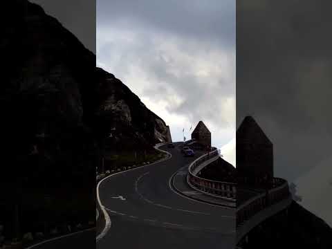 Мне так нравится эта девушка, что лучше бы я ее никогда не встречал... #shorts