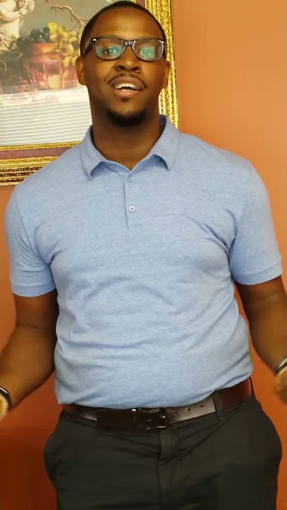 Markus Allen playing Det. Walt Patterson