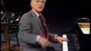 Video thumbnail of "Bernstein performs Mozart's 40th Symphony - 1/3"