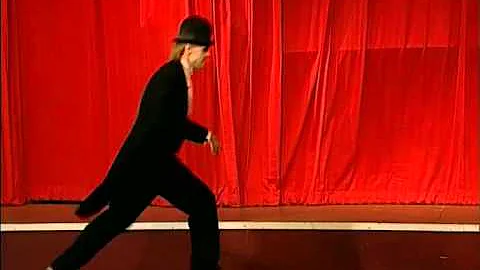 Carl Einar Hckner as Mr Fiasconi