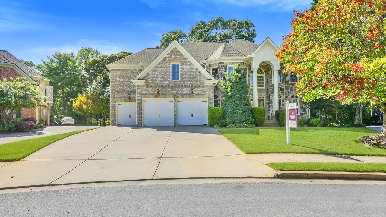 FOR RENT 5 BDRM, 6 BATH HOME W/3 CAR GARAGE ON BASEMENT IN ALPHARETTA