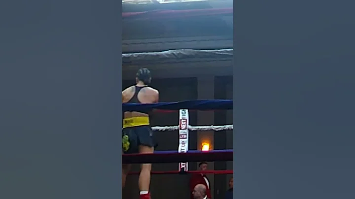 Jessica Camara lands clean shot on Simone Da Silva