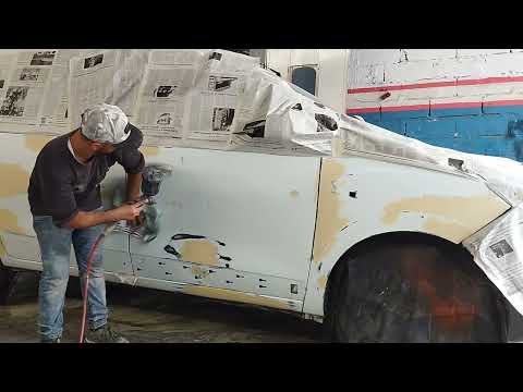 طلاء السيارات