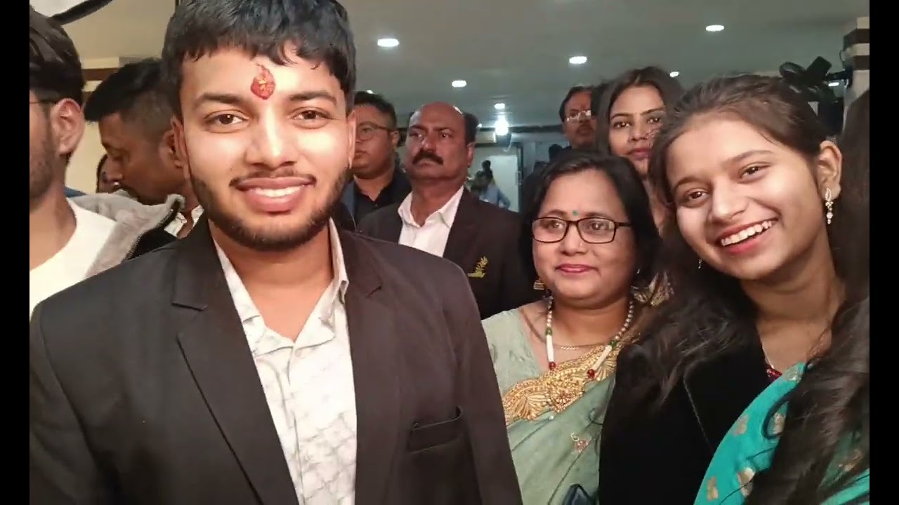 रिंग शिरोमणी ## सत्यम + रिया 