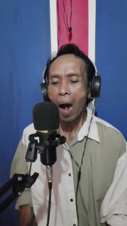 kerudung putih cover Dian pramana