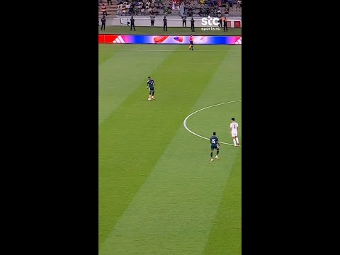 غلطة دفاعية يعوضها استبسال دفاعي