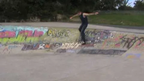 Daryl Maxwell Skate video 2009