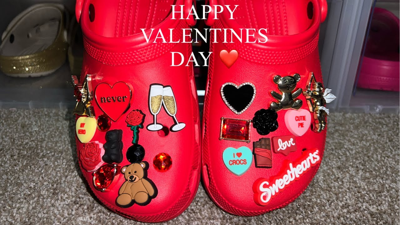 LET'S DECORATE SOME VALENTINES DAY CROCS! ️🖤 YouTube