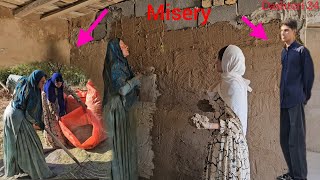 The Misery Of The Mother And Zainab, The Gathering Of Straw And The Skillful Plastering