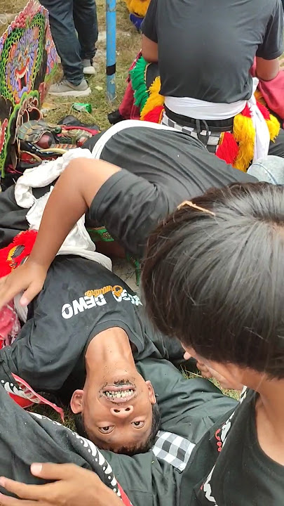 sampai melotot #kudalumping #jaranan #kesurupan
