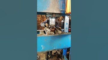 SETTING UP TO PUSH BUSHES AND PINS FROM EXCAVATOR