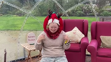19 sleeps to go - Makaton Countdown to Christmas 2022