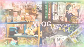 BARNES AND NOBLES VLOG Manga shopping Kpop albums Haul Niya s Diary