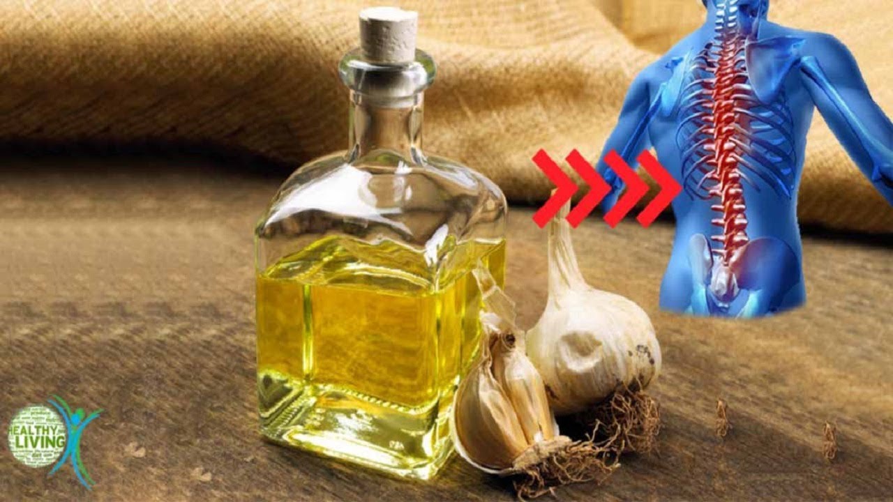 Treat Joint and Back Pain with This Garlic Oil Remedy