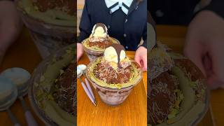 雪のようにふわふわに削られたドバイチョコかき氷🍧