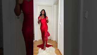 How to fix a high slit and still keep it stylish 🥰#shorts #fashiontips #styletips #fashion #style How to fix a high slit and still keep it stylish 🥰#shorts #fashiontips #styletips #fashion #style