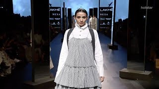 Adhuna Bhabani Walks For Chola | Fall/Winter 2017/18 | Lakme Fashion Week