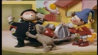 23 - Oui-Oui Série originale - Oui Oui Et Le Piège A Voleurs