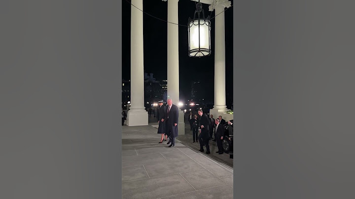 Trump returns to the White House with Melania and Barron