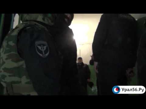 ЧП в Новотроицке. Видео: пресс-служба УМВД России по Оренбургской области ЧП в Новотроицке. Видео: пресс-служба УМВД России по Оренбургской области
