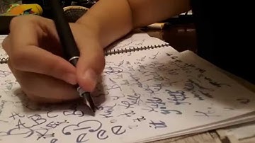 Leafling // DXB302 Typographic Design Process Video