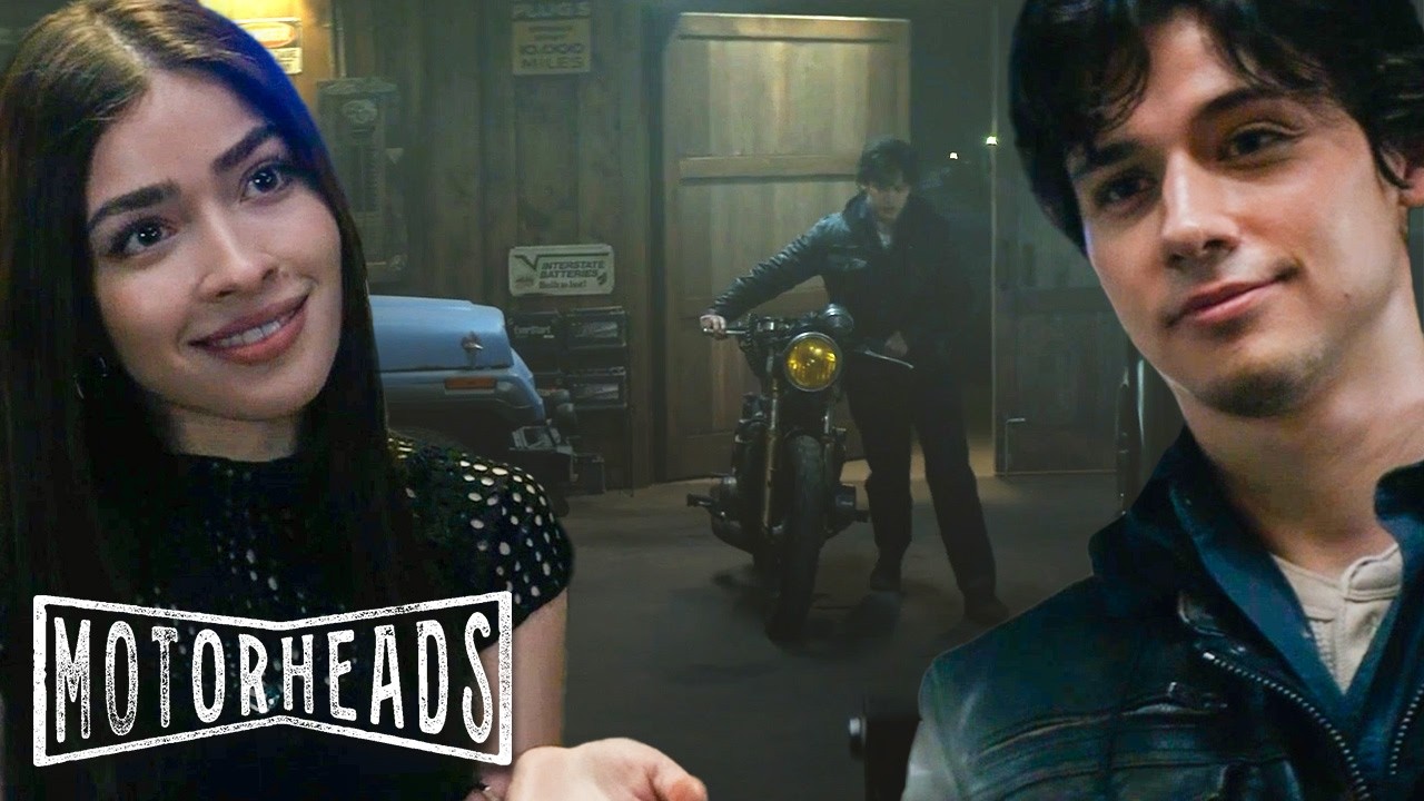 Curtis & Caitlyn's First Kiss After A Romantic Bike Ride | Motorheads