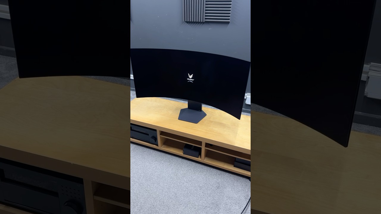 Unboxing of World's 1st 5K2K OLED Monitor from LG! - YouTube