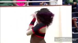 Dancing dolls legs shakin