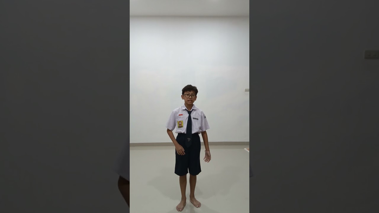 My experience during the holidays.Darren Louis Lee VIII C SMP Methodist