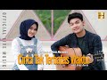 Download Lagu Tri Suaka ft Nazia Marwiana - Cinta Tak Terbatas Waktu (Official Live Music)